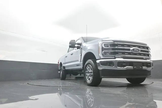 Used 2026 Gray Metallic Ford Lariat image 23