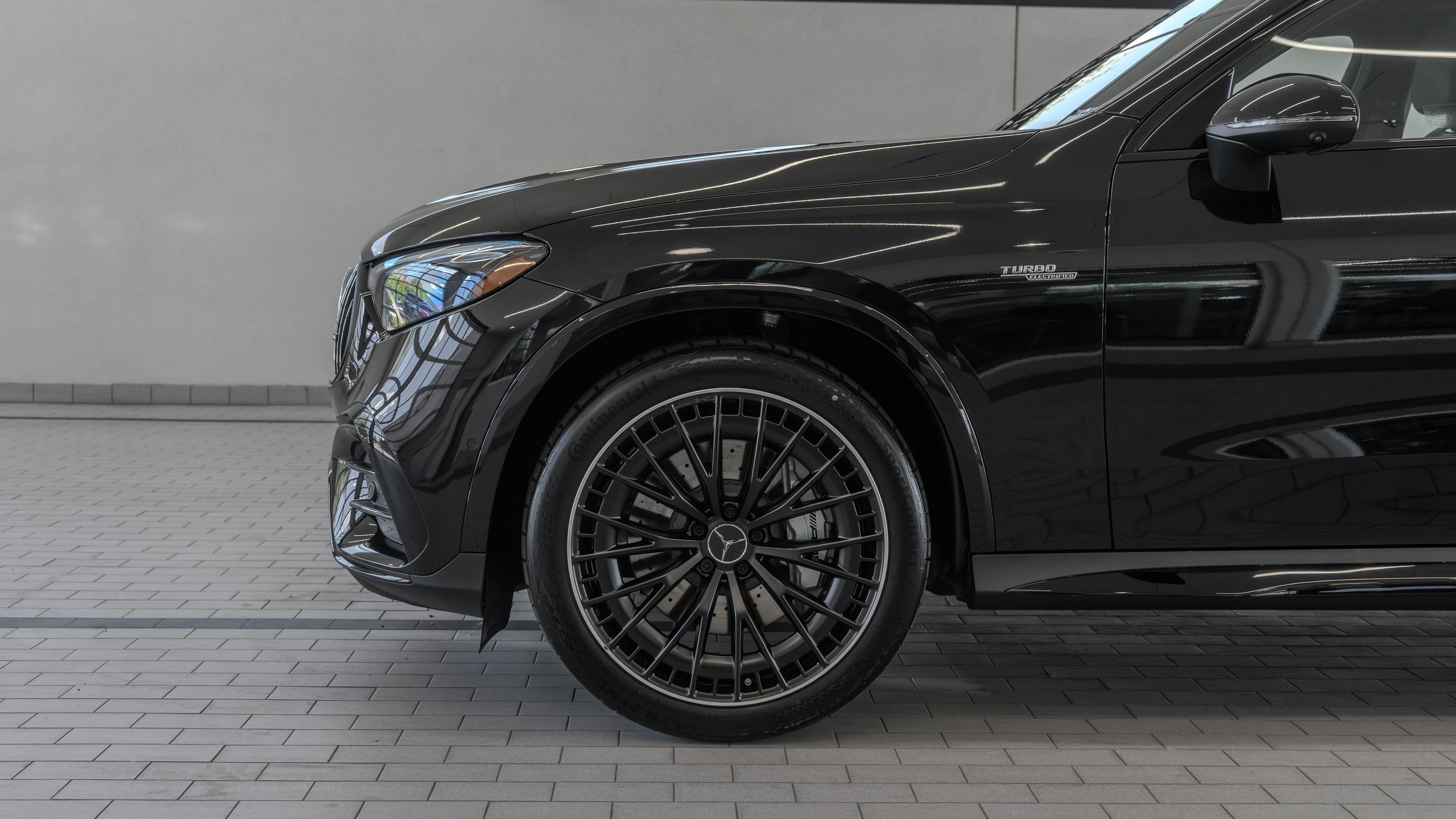 New 2026 Obsidian Black Metallic Mercedes-Benz GLC 43 AMG® image 4