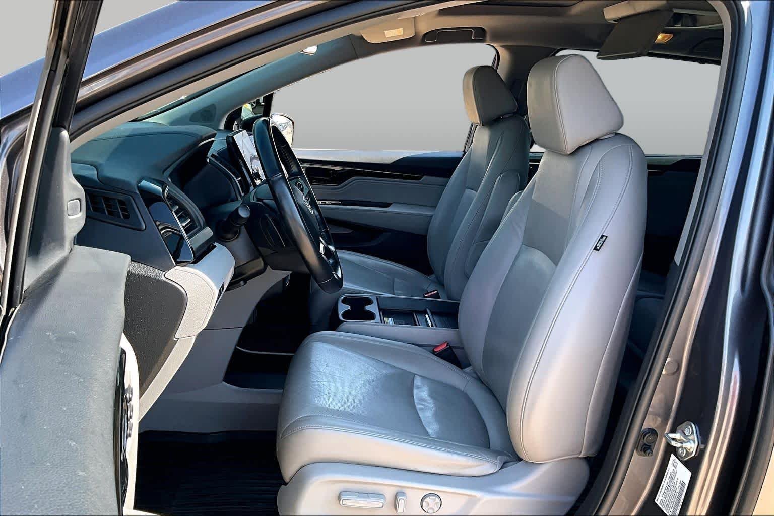 Used 2019 Modern Steel Metallic Honda Elite image 8