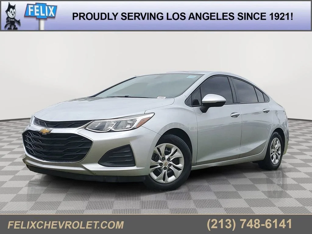 2019 Chevrolet Cruze LS Auto's photo