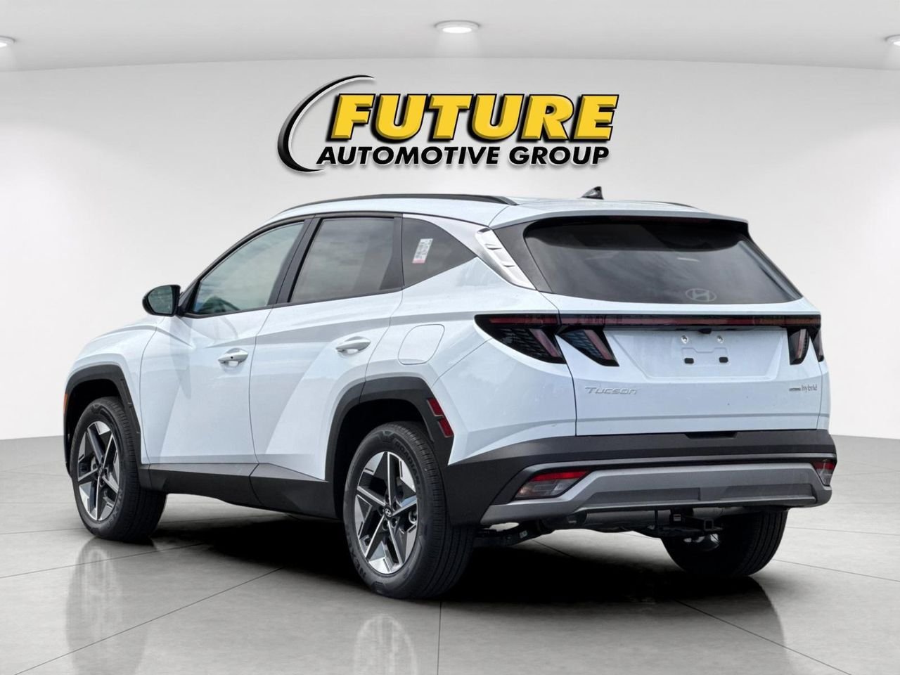 New 2026 White Hyundai SEL Convenience image 5
