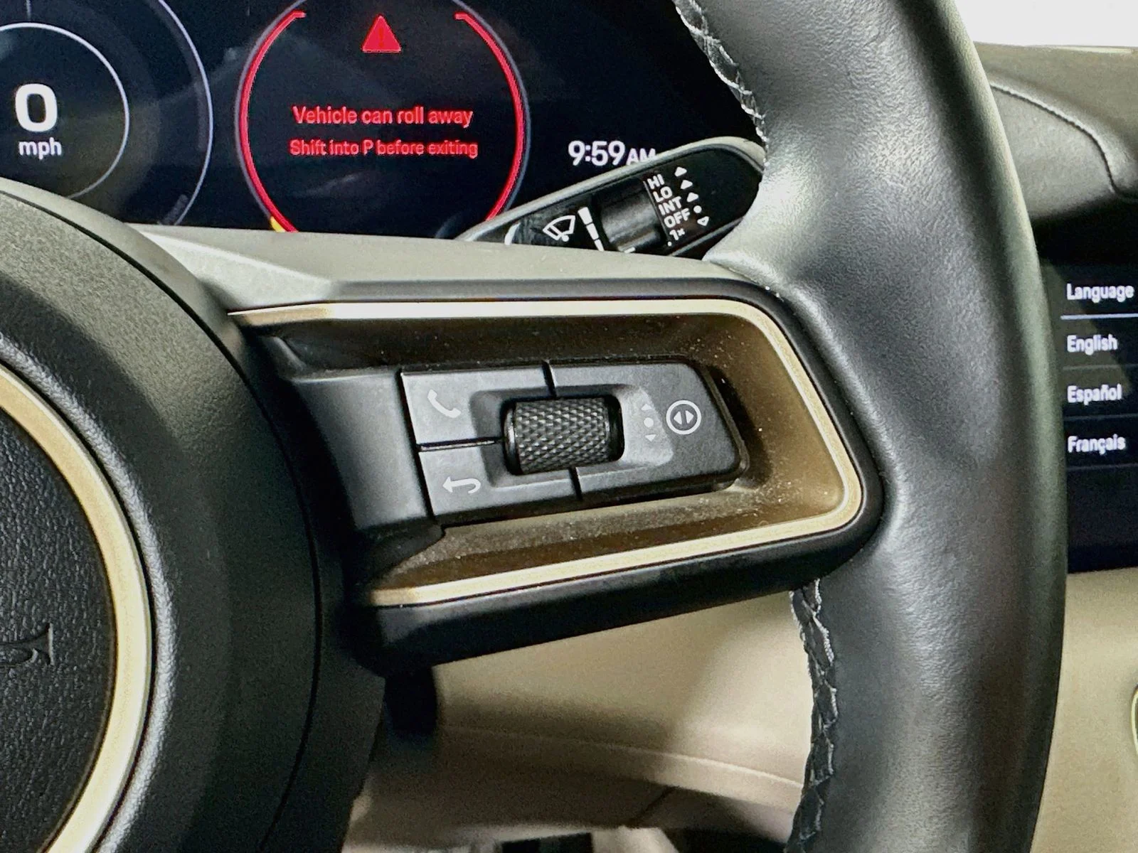 2023 Porsche Taycan Base - Photo 18