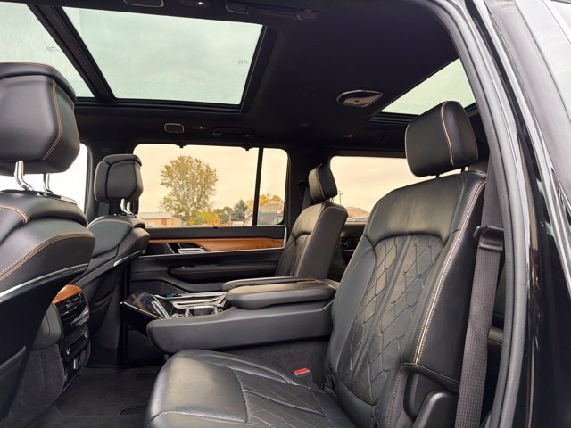 Used 2022 Black Jeep Series III image 24