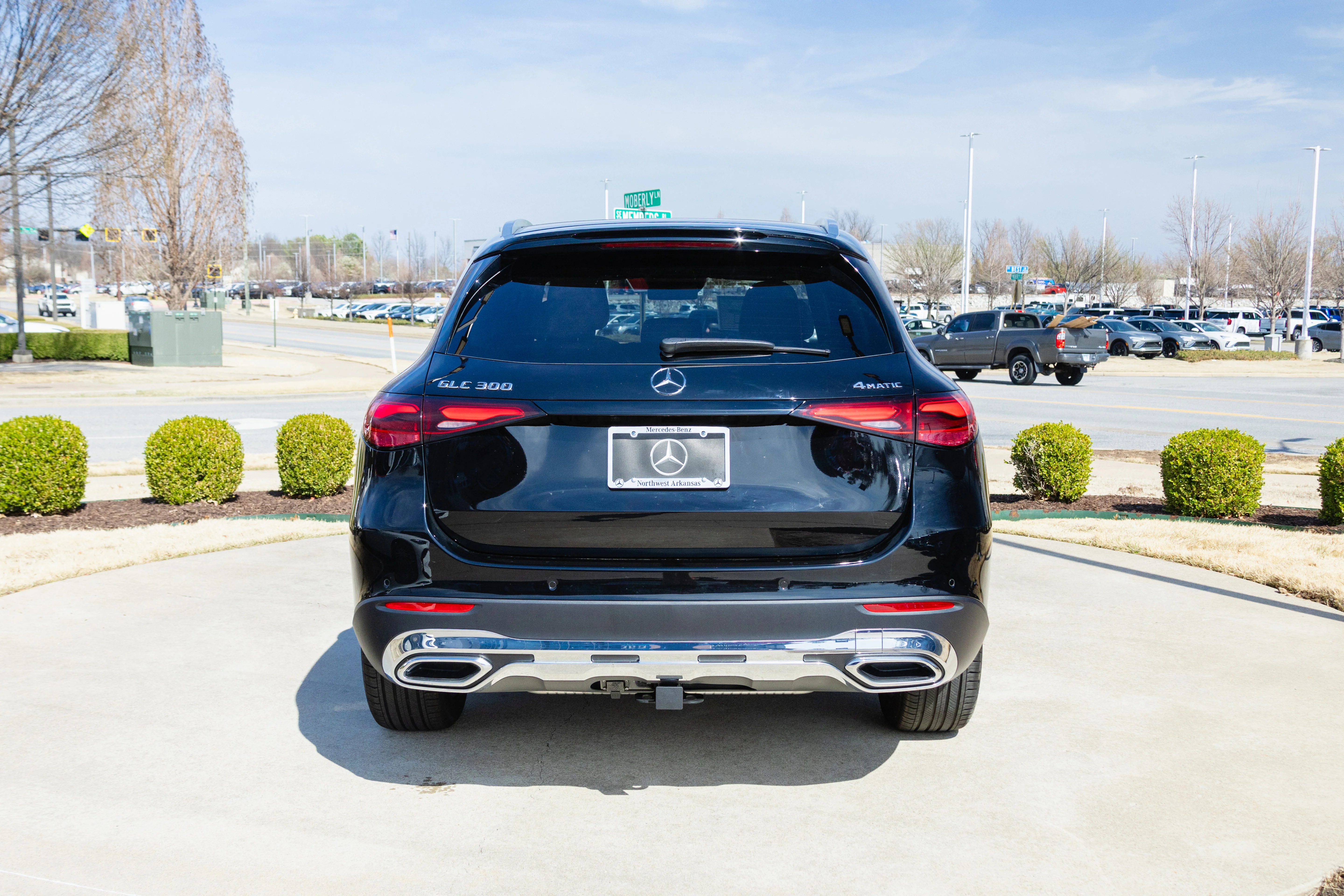 Used 2026 Black Mercedes-Benz GLC 300 image 13
