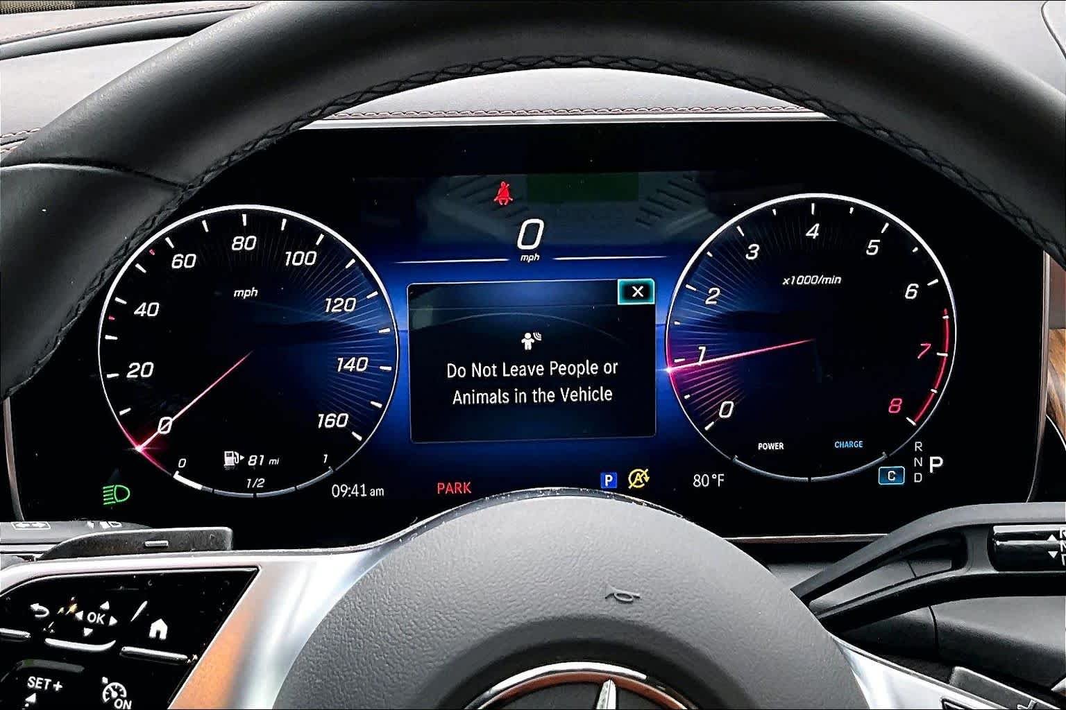 Used 2024 Polar White Mercedes-Benz GLC 300 image 26