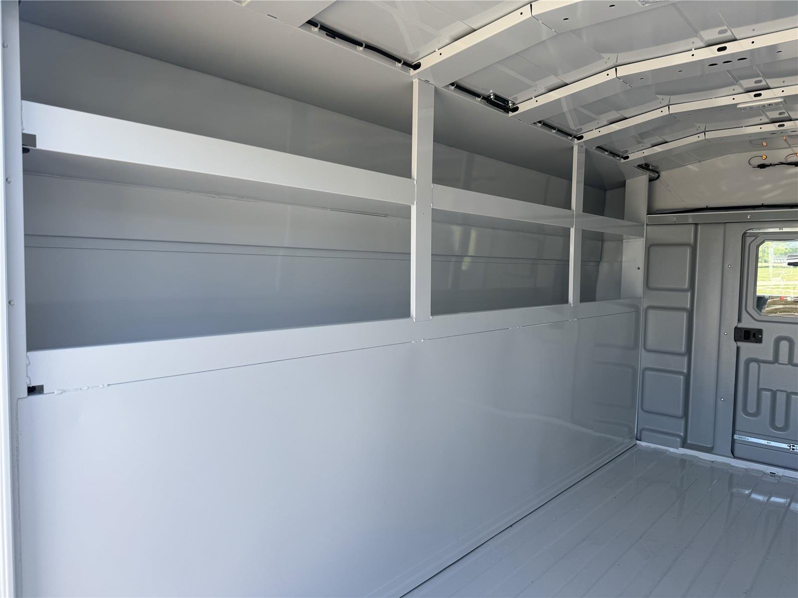 New 2026 Oxford White Ford Base image 6