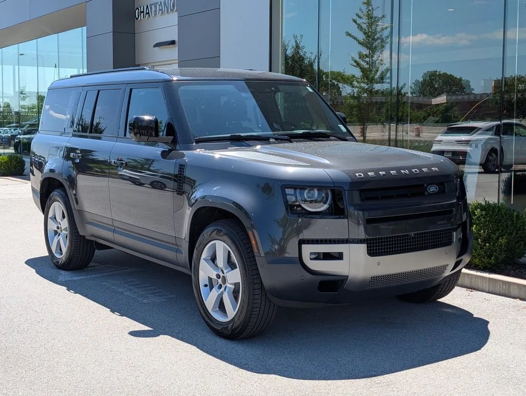 New 2026 Carpathian Grey Land Rover S image 9