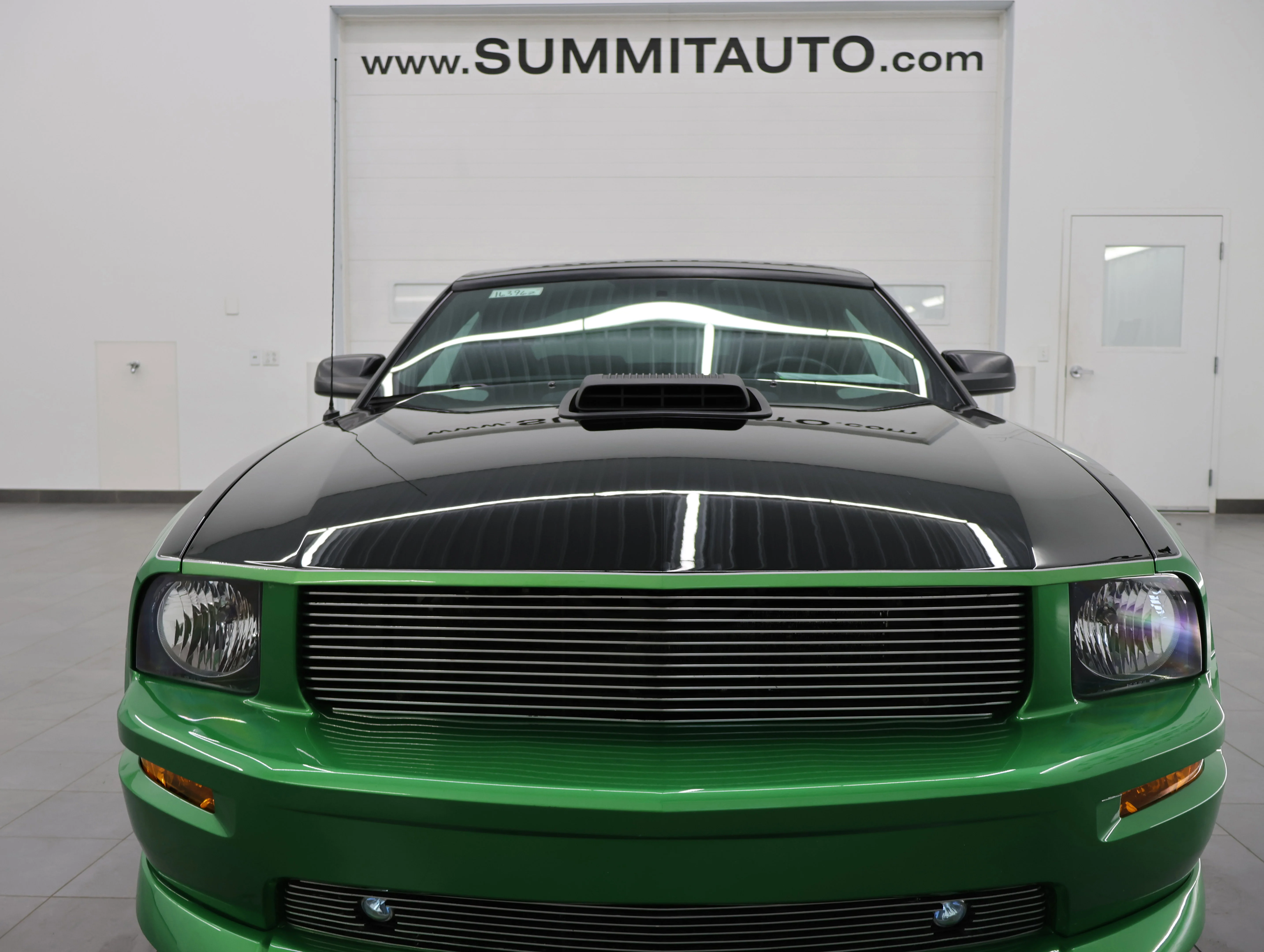 Used 2007 Green Ford GT Premium image 21