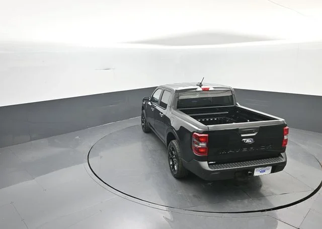 New 2026 Shadow Black Ford XLT image 22