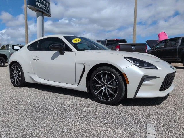 Certified Used 2024 Halo Toyota Base image 2