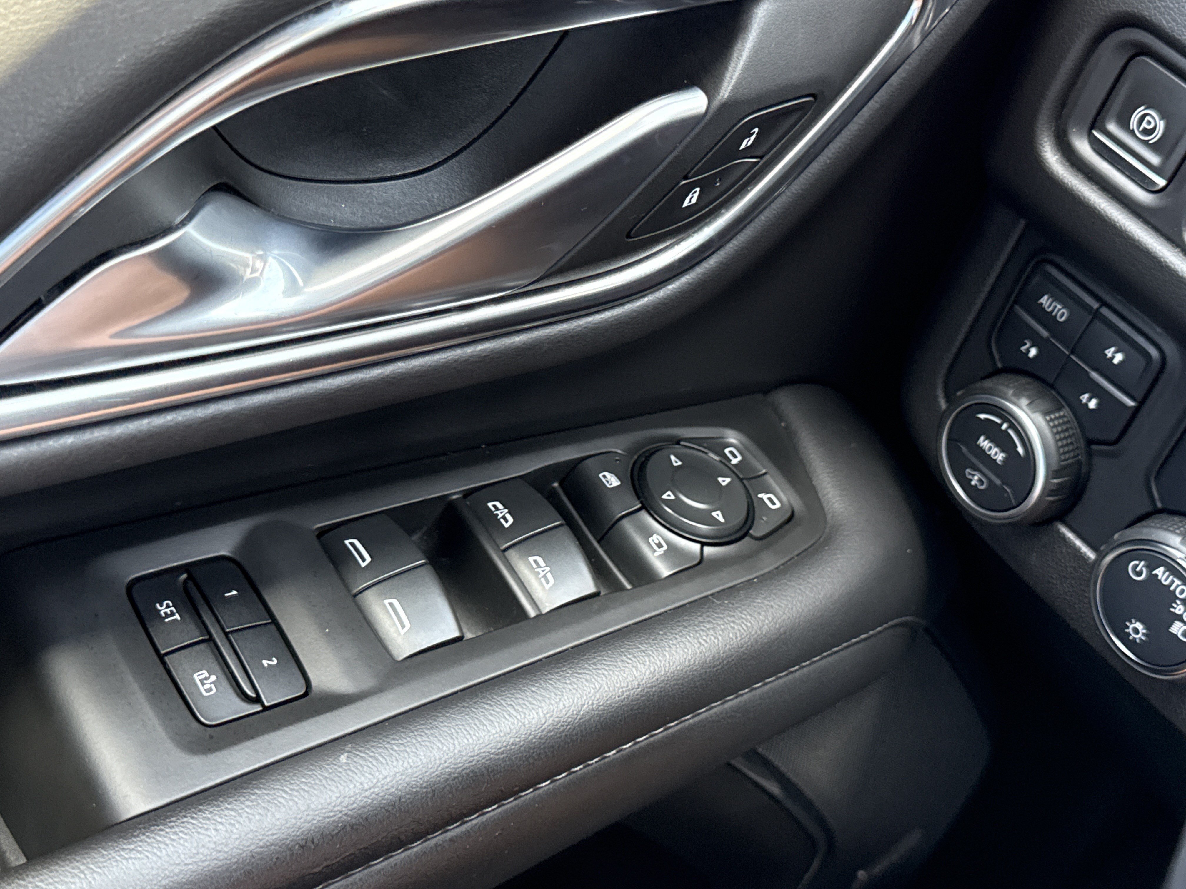 2022 Chevrolet Tahoe Z71 - Photo 21