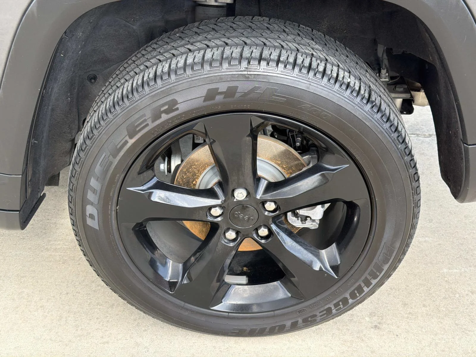Used 2024 Gray Jeep Altitude X 4x2 image 4