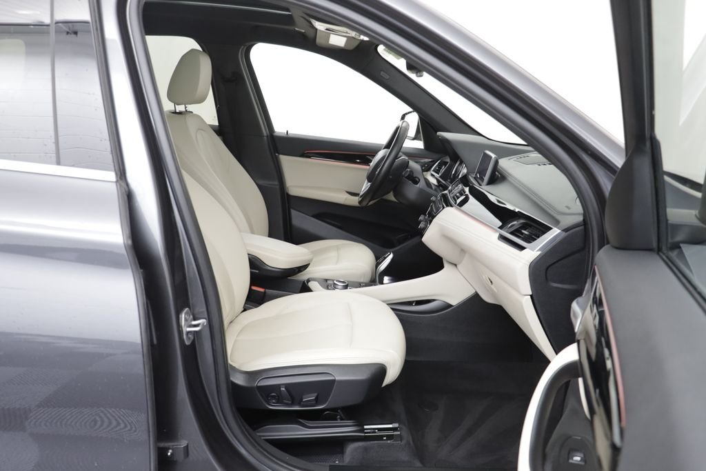Used 2021 Mineral Grey Metallic BMW xDrive28i image 20