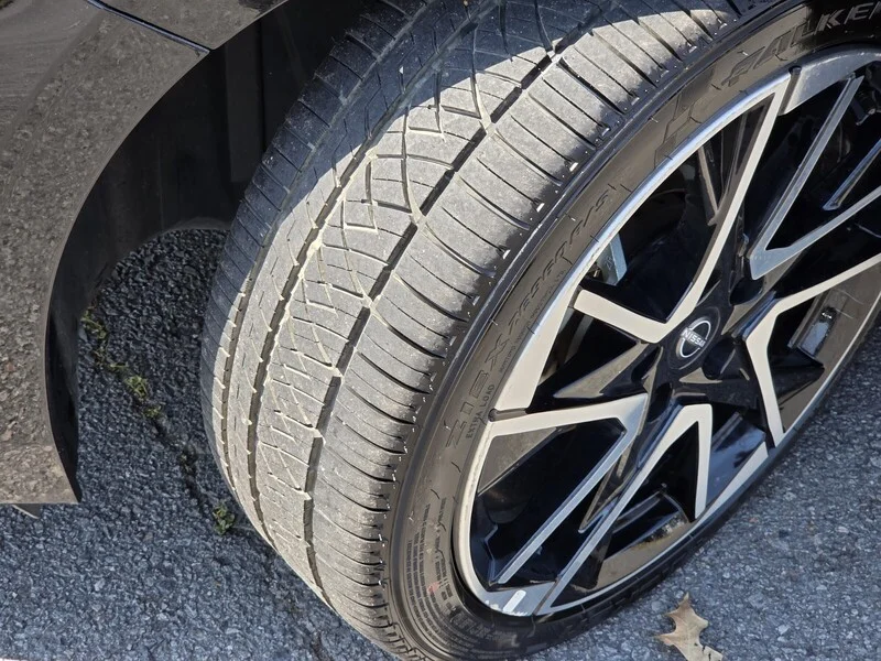 Used 2025 Super Black NISSAN SR image 19
