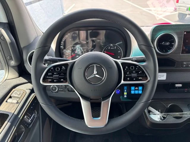 New 2026 White Mercedes-Benz Discovery Touring image 31