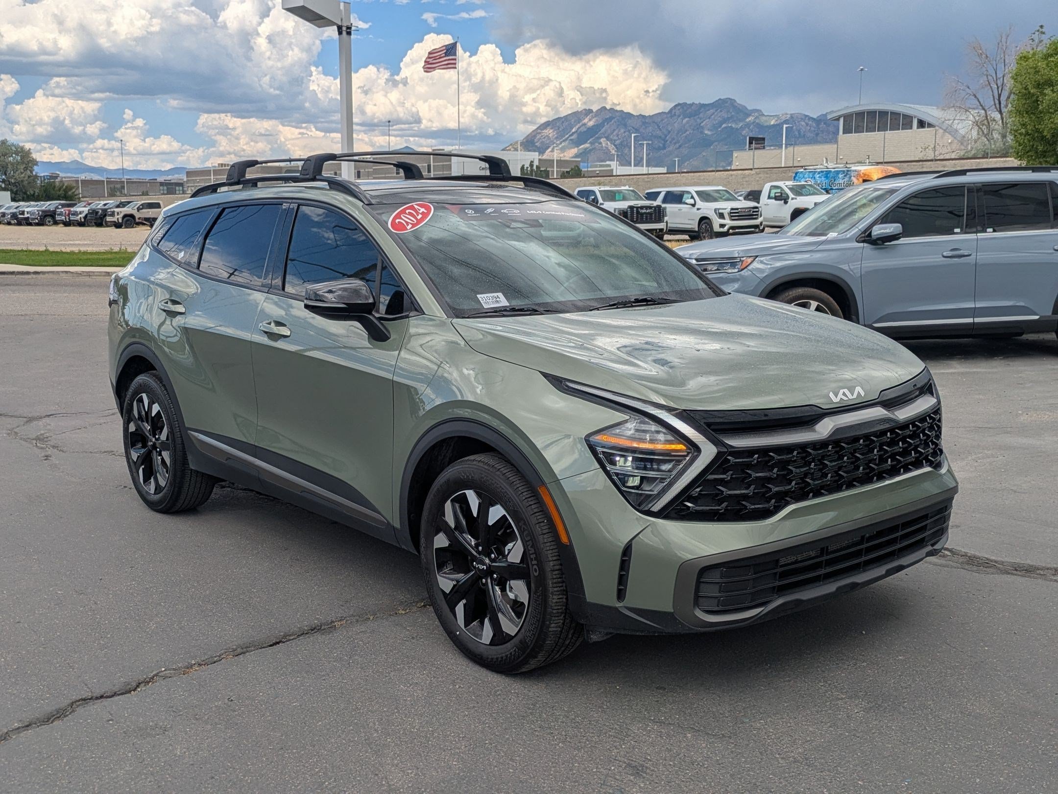Used 2024 Jungle Green Kia X-Line image 7