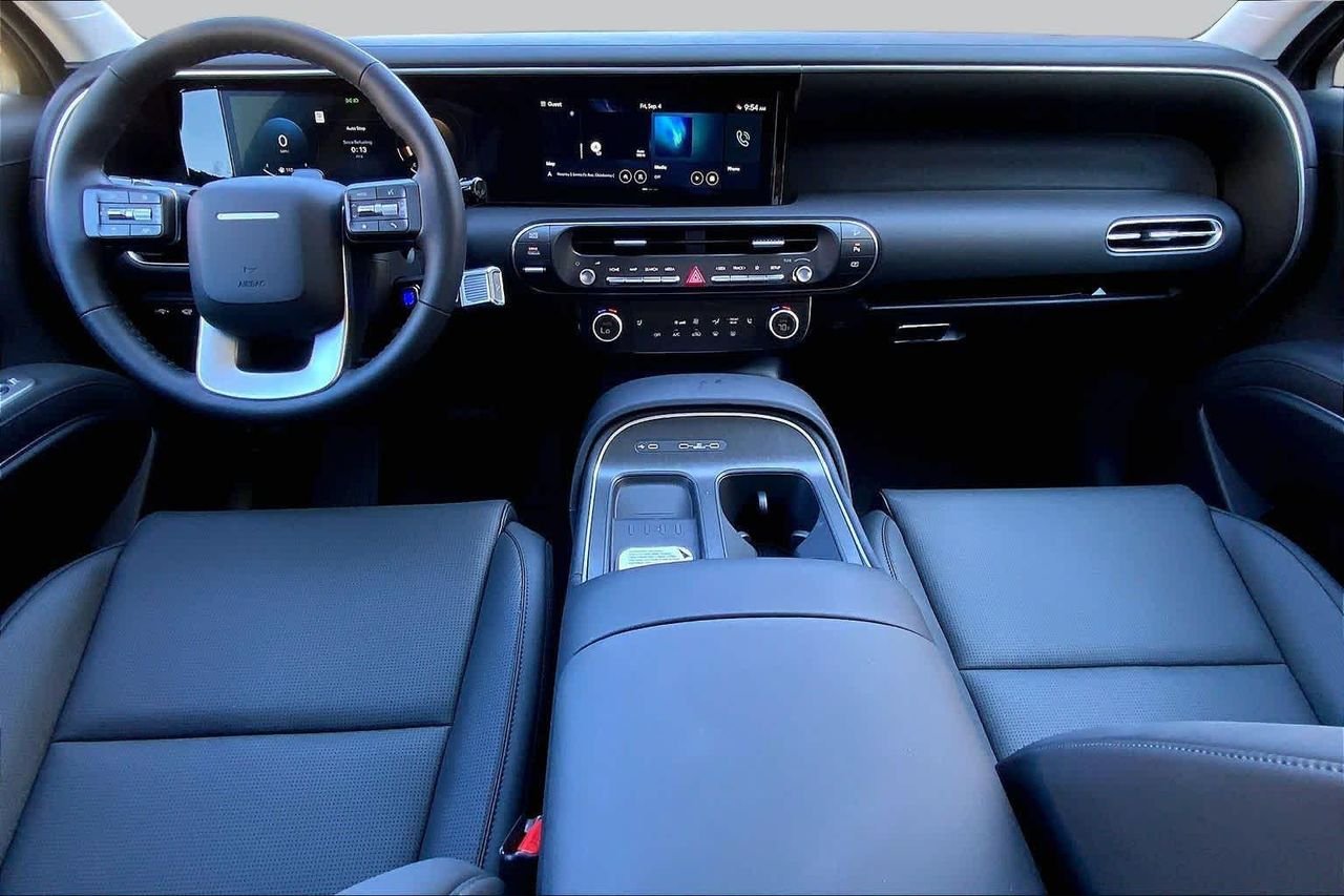 New 2026 Titan Charcoal Pearl Hyundai SEL AWD image 5