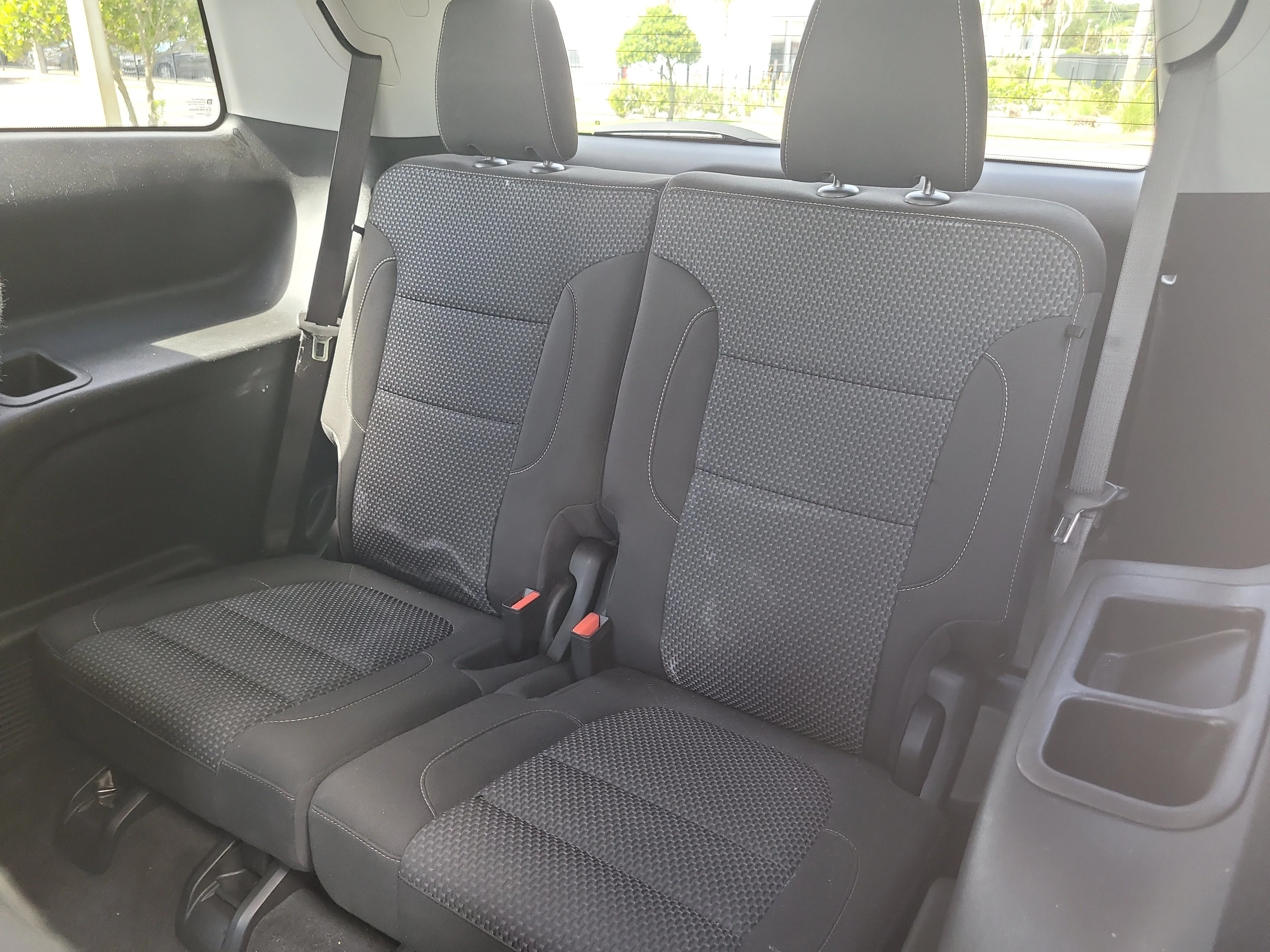 Used 2023 Summit White GMC SLE image 13
