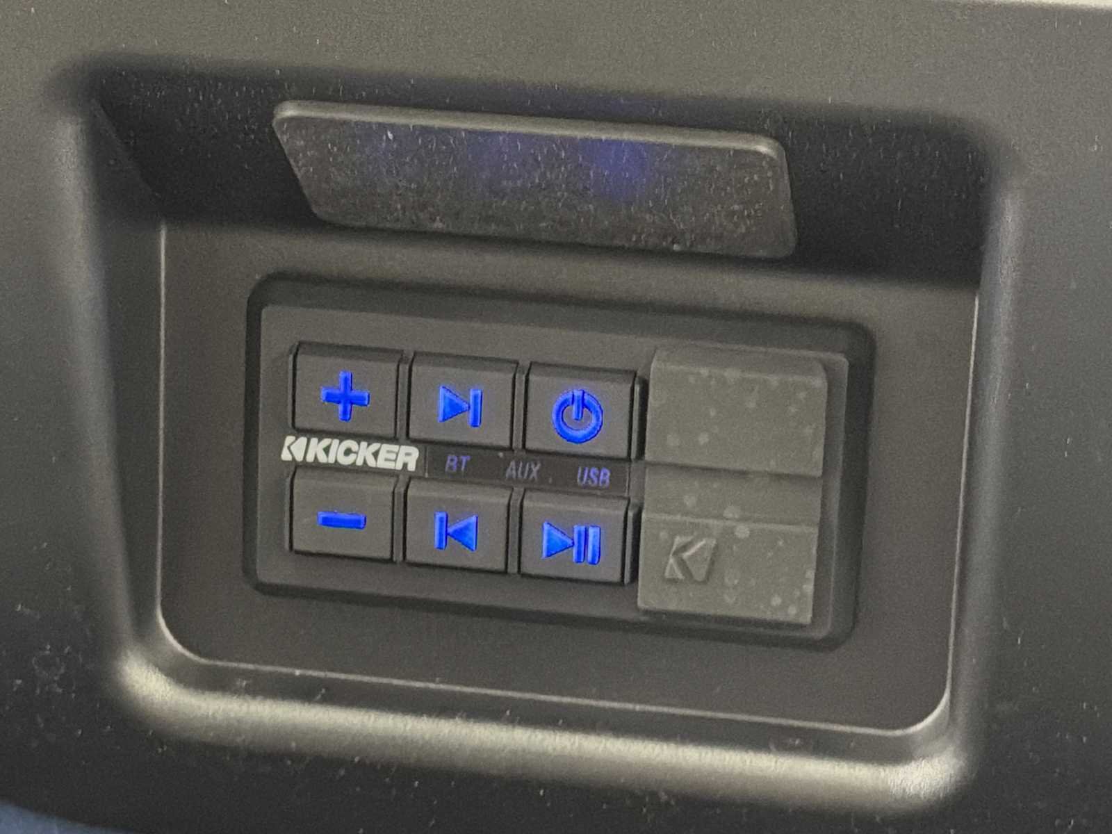 2026 GMC Sierra 2500HD Denali Ultimate - Photo 18