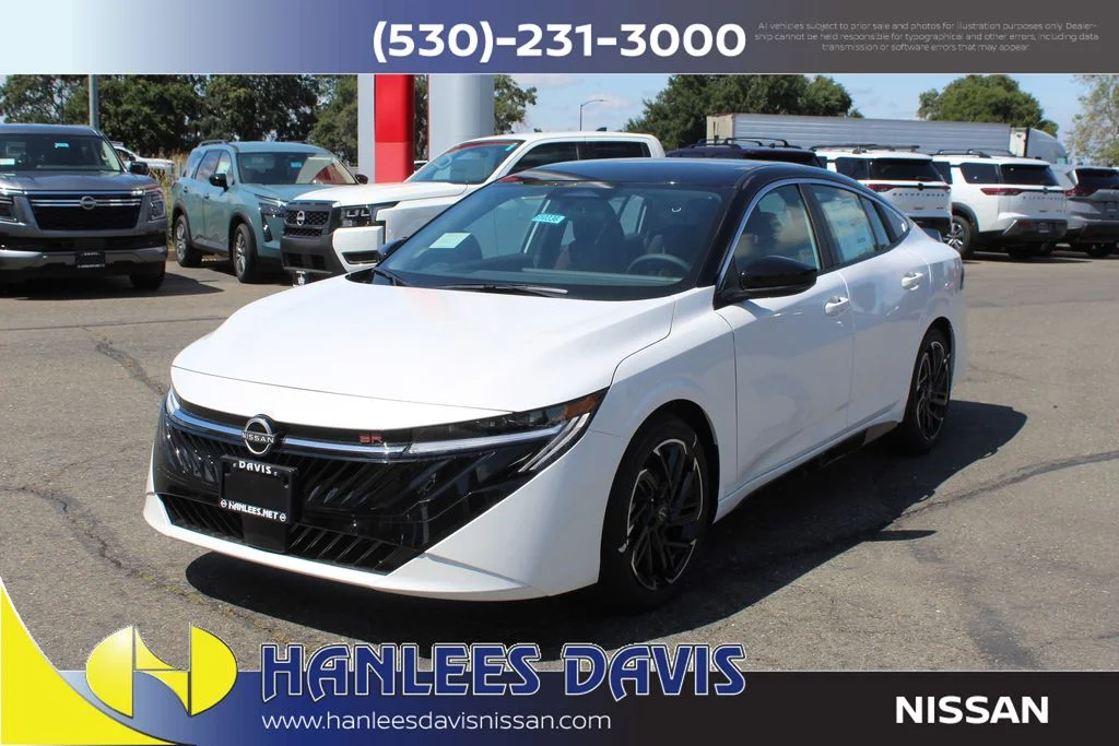 New 2026 Aspen White TriCoat / Super Black Two-tone Nissan SR image 3