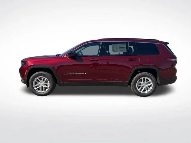 New 2026 Velvet Red Pearl-Coat Exterior Paint Jeep Laredo X image 2