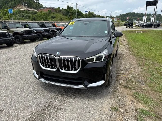 Used 2025 Black BMW xDrive28i image 7