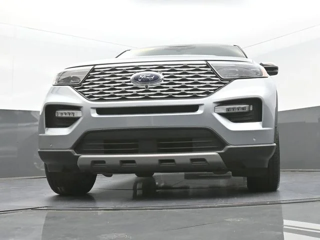Used 2023 Silver Ford Platinum image 36