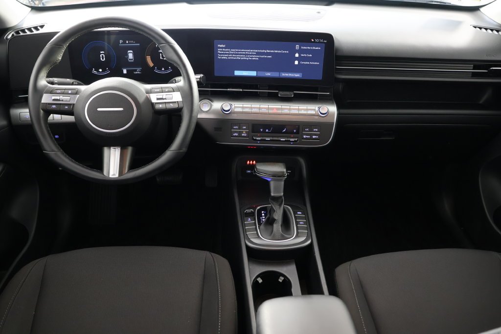Used 2024 Red Hyundai SEL image 2