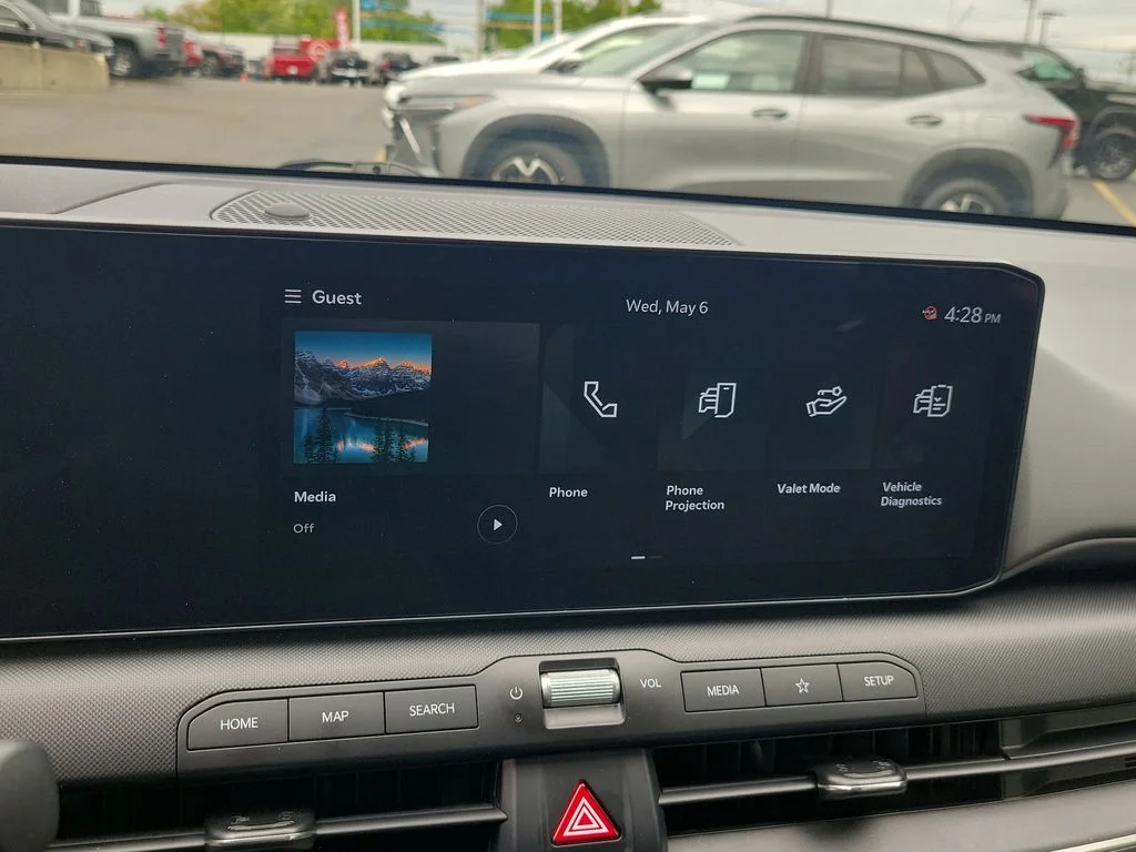 2025 Kia K4 LXS - Photo 31