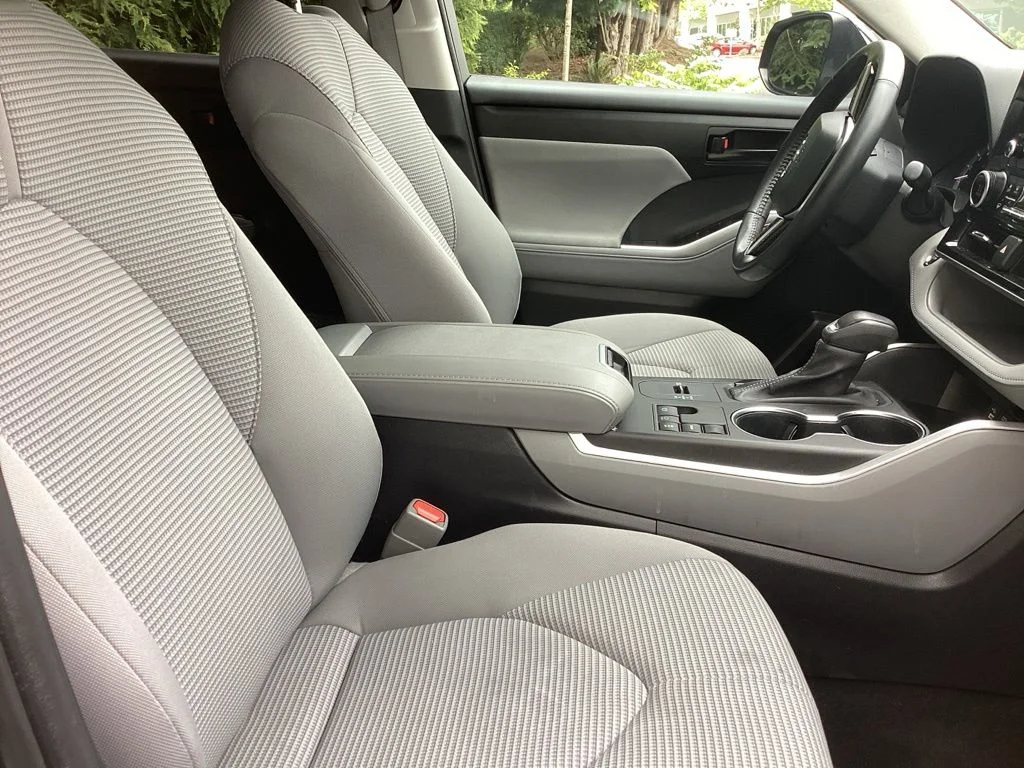 Used 2023 Black Toyota LE image 3