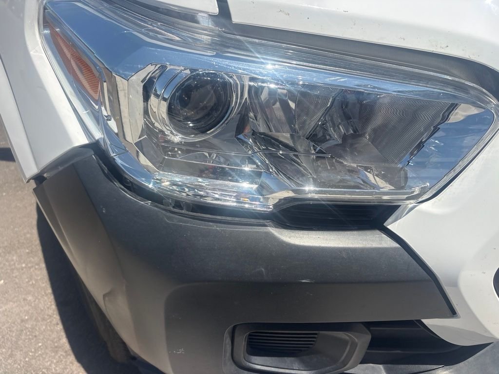 Used 2023 White Toyota SR image 4