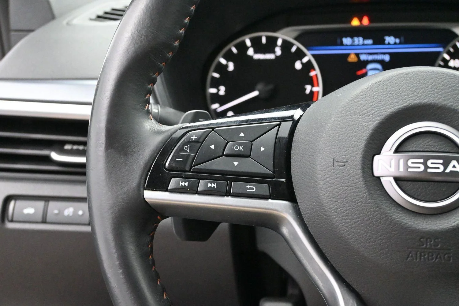 Used 2023 Pearl White Tricoat Nissan 2.5 SR image 16