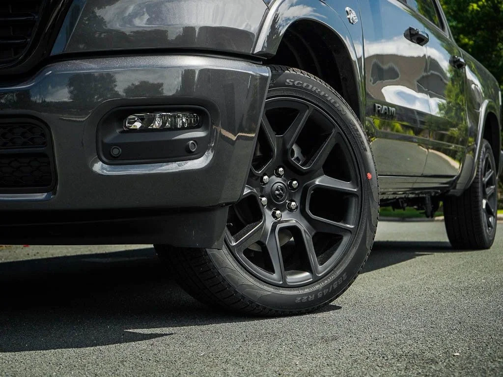 New 2026 Granite Crystal Metallic Clearcoat RAM Laramie image 5