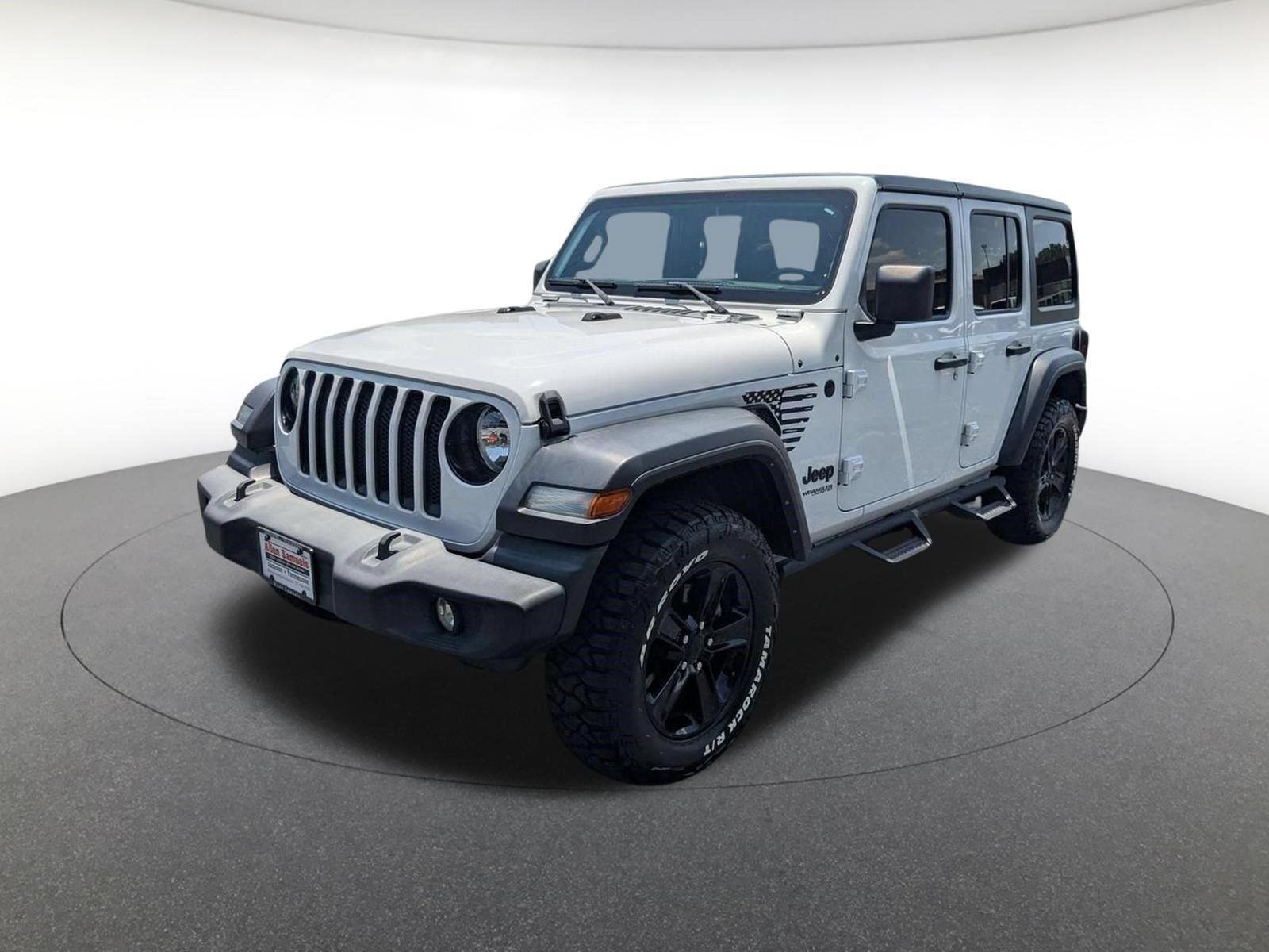 Used 2022 Bright White Clearcoat Jeep Unlimited Sport Altitude image 9