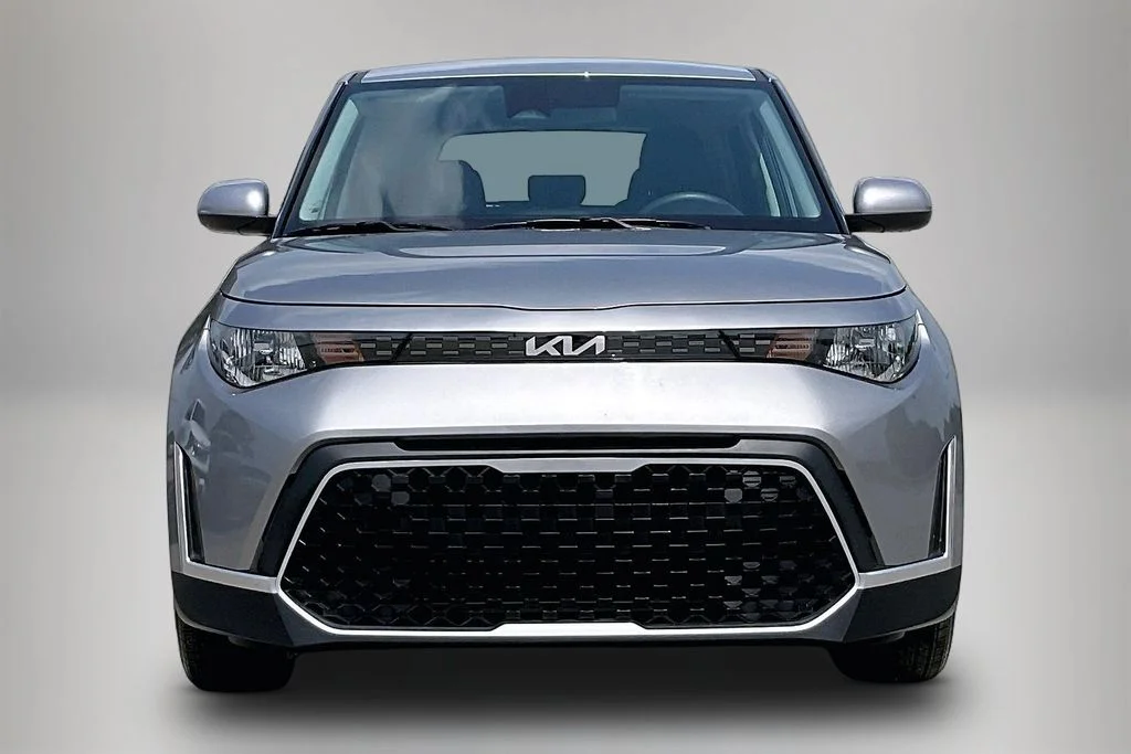 Used 2025 Gray Kia LX image 3