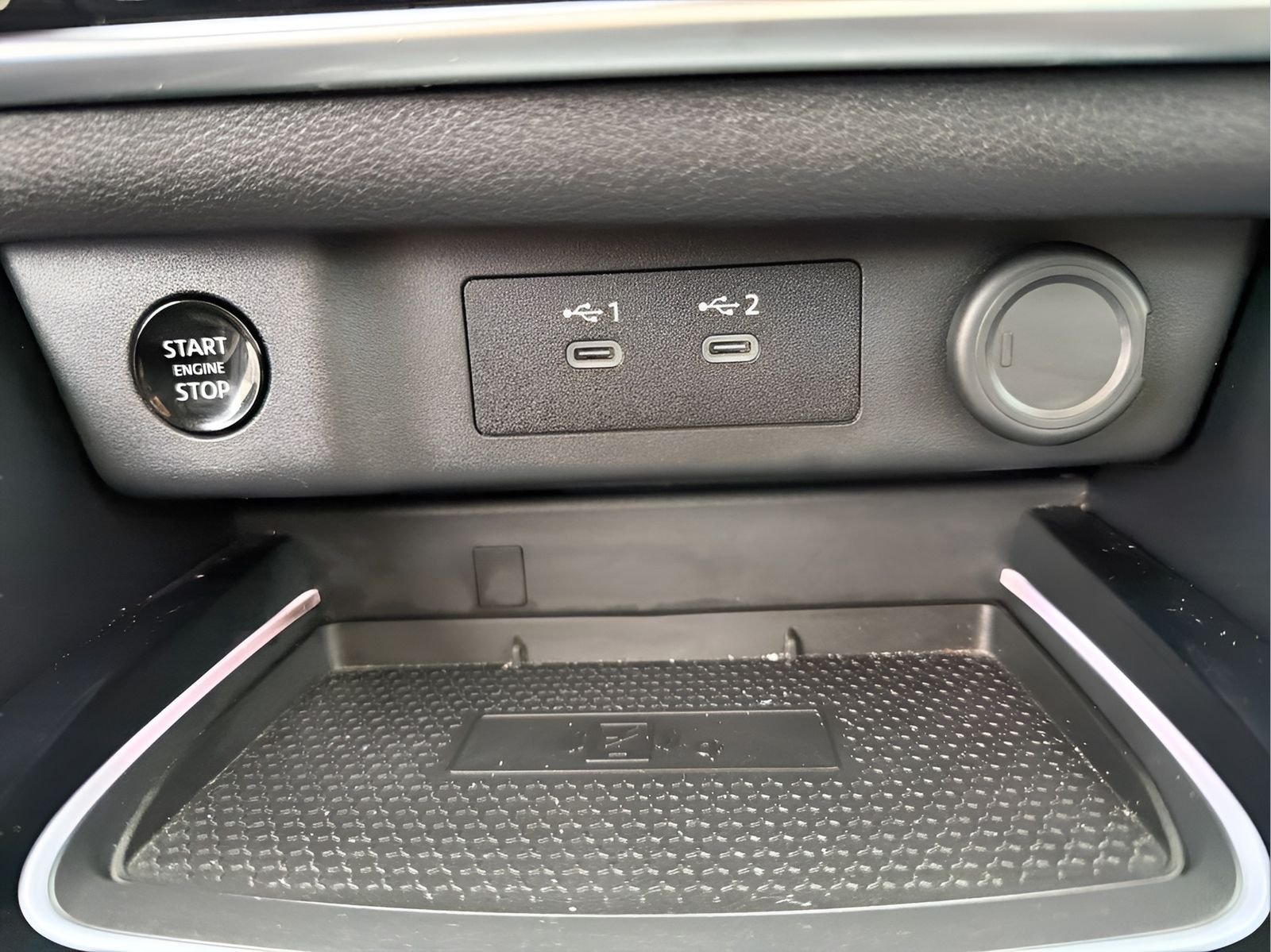 Used 2024 Blue Nissan Platinum image 40