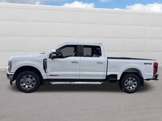 Certified Used 2023 Oxford White Ford Lariat image 2