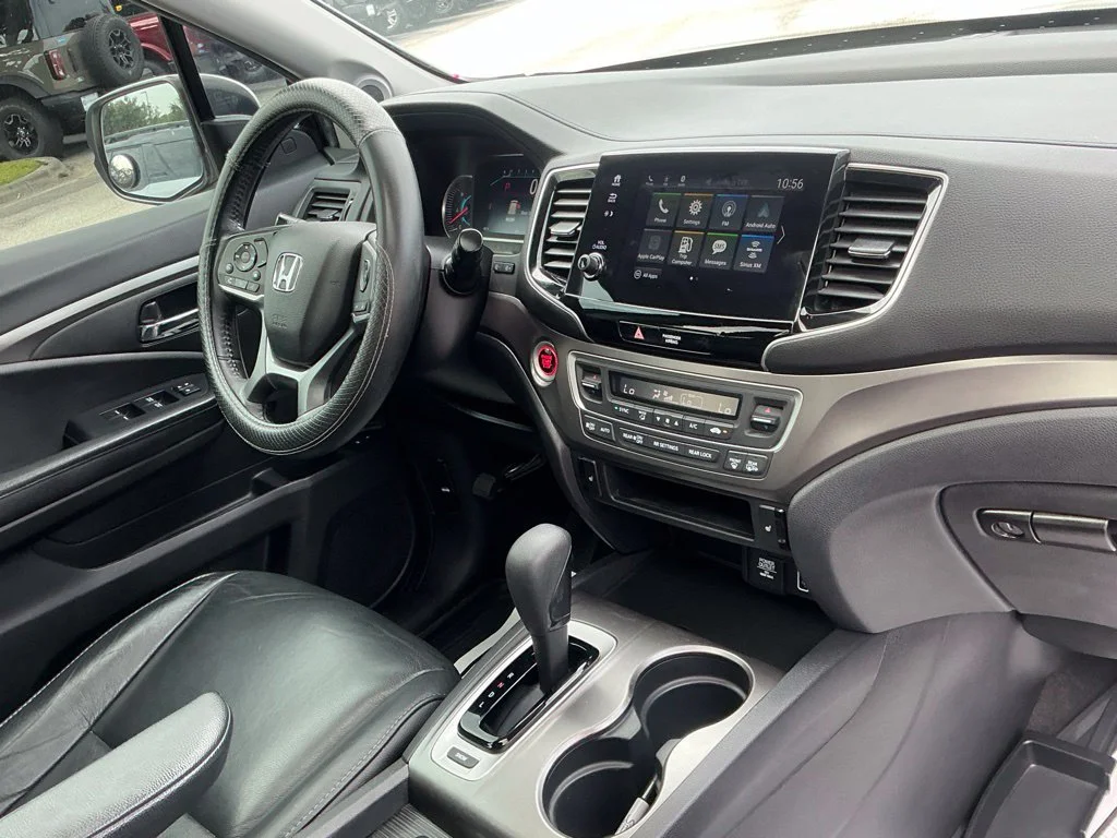 Used 2019  Honda EX-L image 12