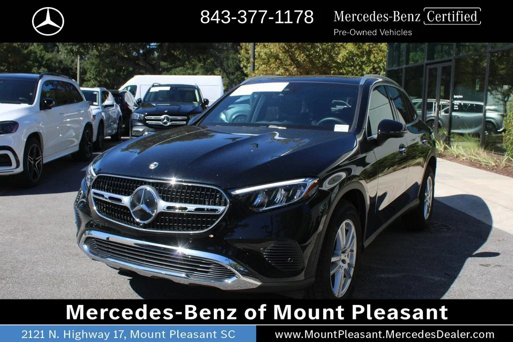 Certified Used 2025 Black Mercedes-Benz GLC 300 image 17