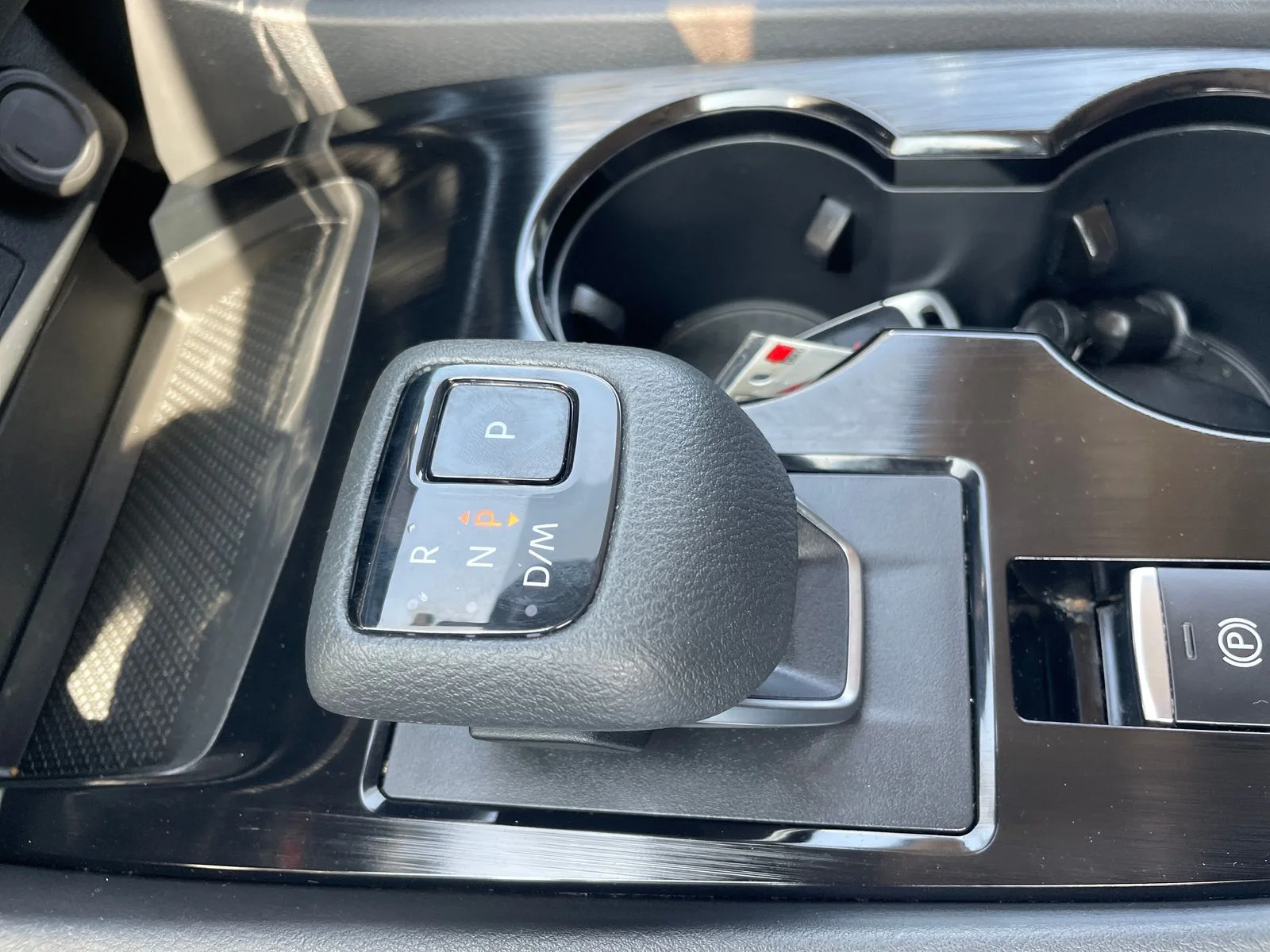 Used 2023 Gray Nissan SV image 18
