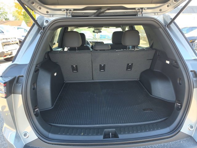2027 Chevrolet Equinox LT - Photo 19