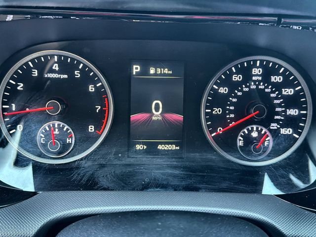 Used 2023 White Kia GT-Line image 15