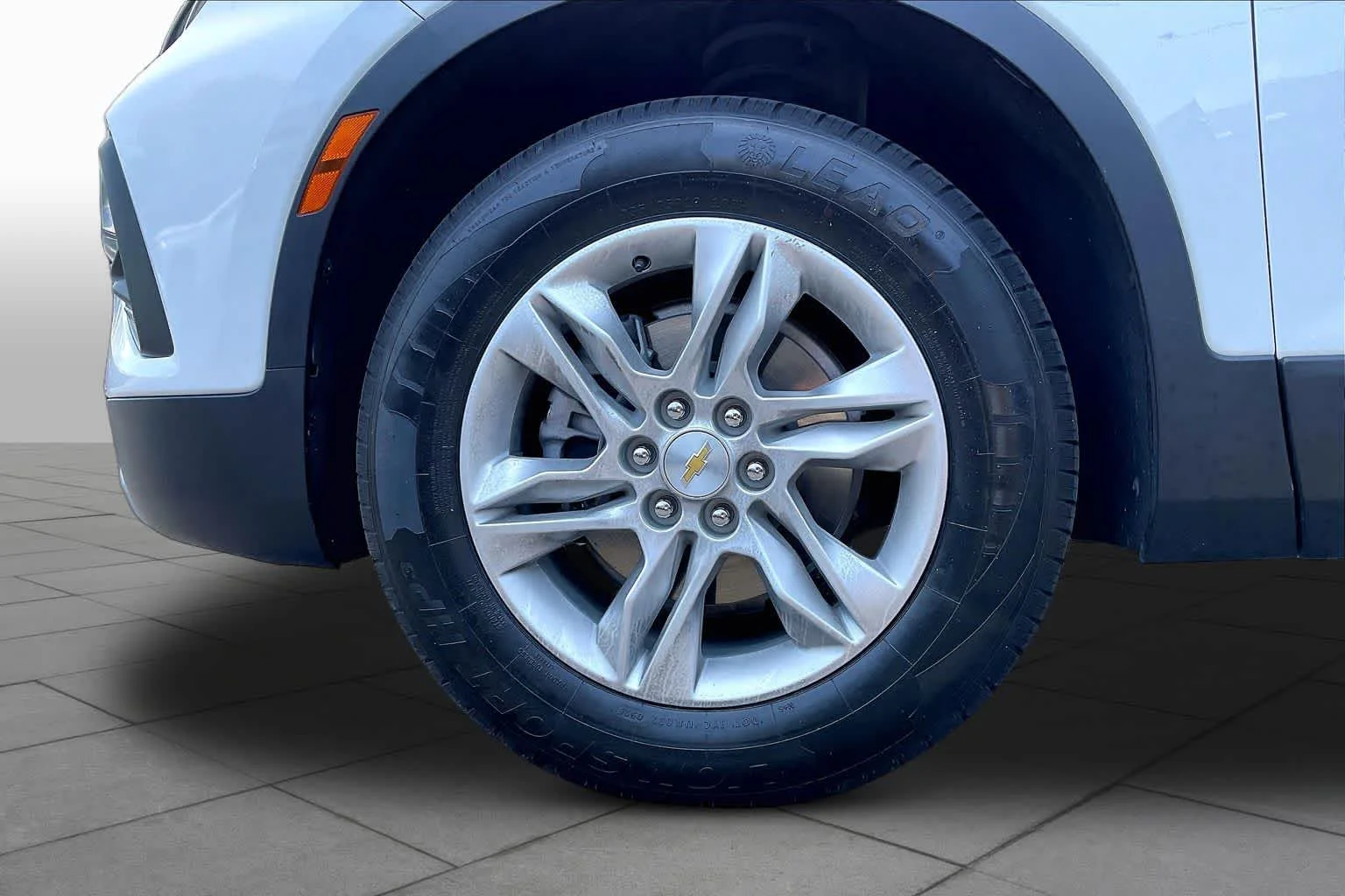 Used 2021 Summit White Chevrolet LT image 11