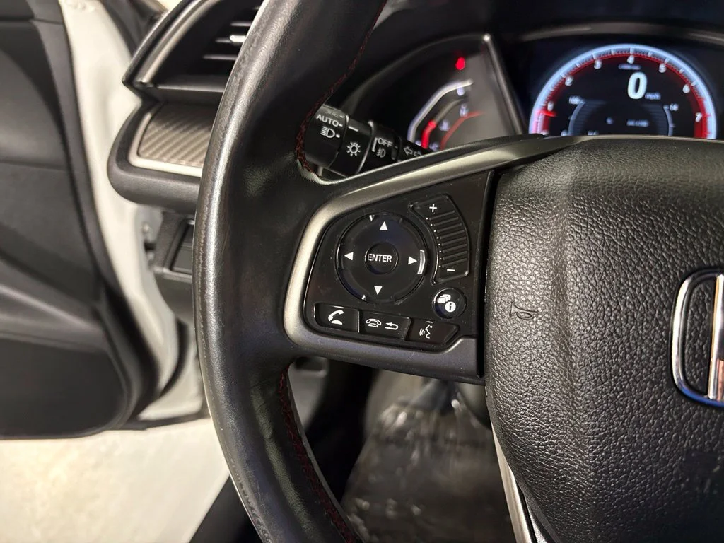 Used 2018 White Honda Si image 22