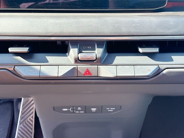 New 2026 Glacial White Pearl / Black Ro Kia GT-Line AWD image 16