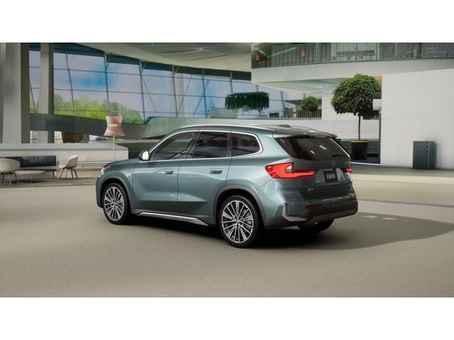 New 2027 Green BMW X1 28i image 2