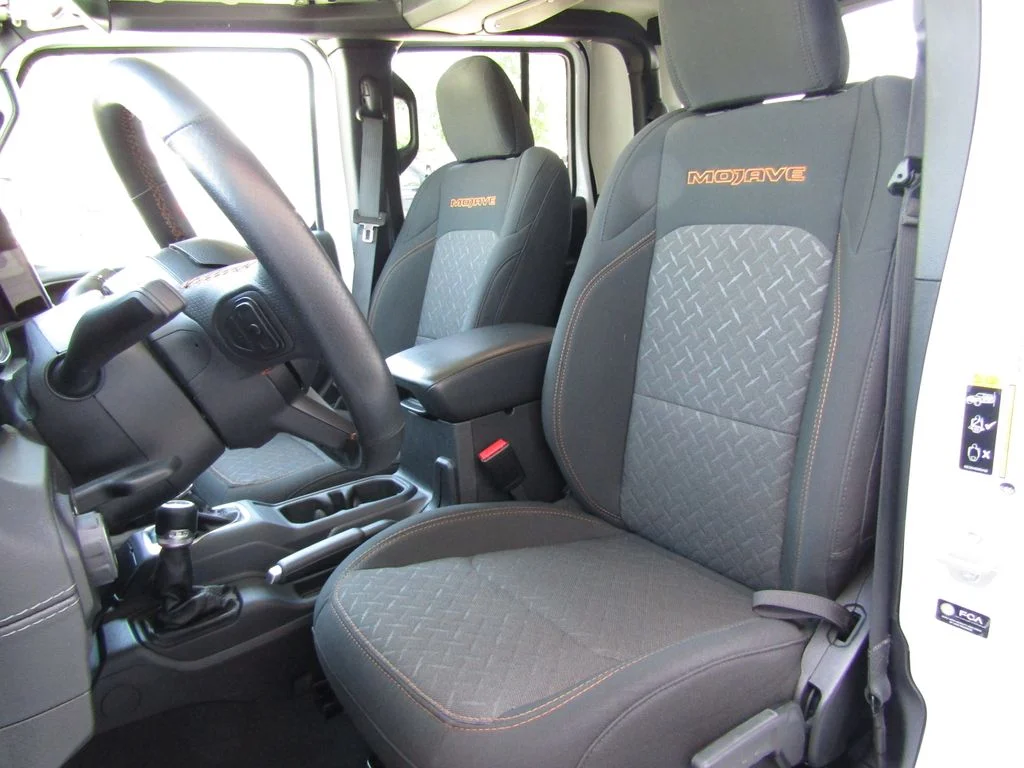 Used 2024 White Jeep Mojave image 15
