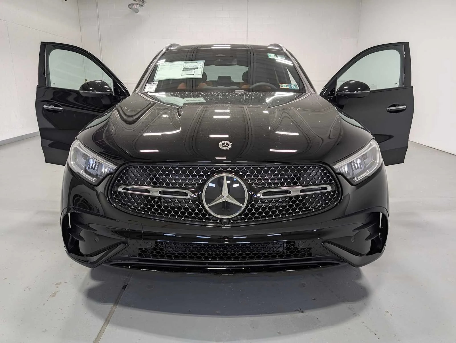 Certified Used 2026 Black Mercedes-Benz GLC 300 image 13