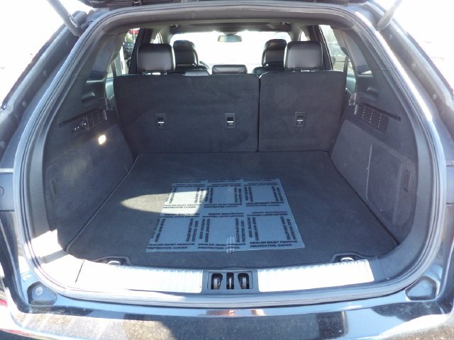 Used 2016 Black Velvet Lincoln Select image 11