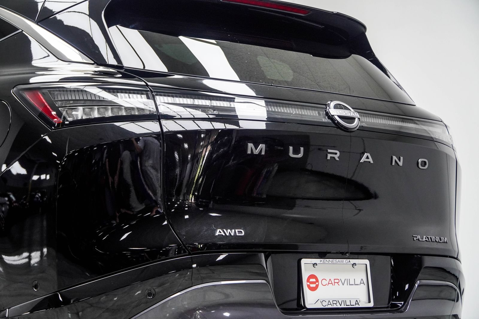 Used 2025 Black Nissan Platinum image 16